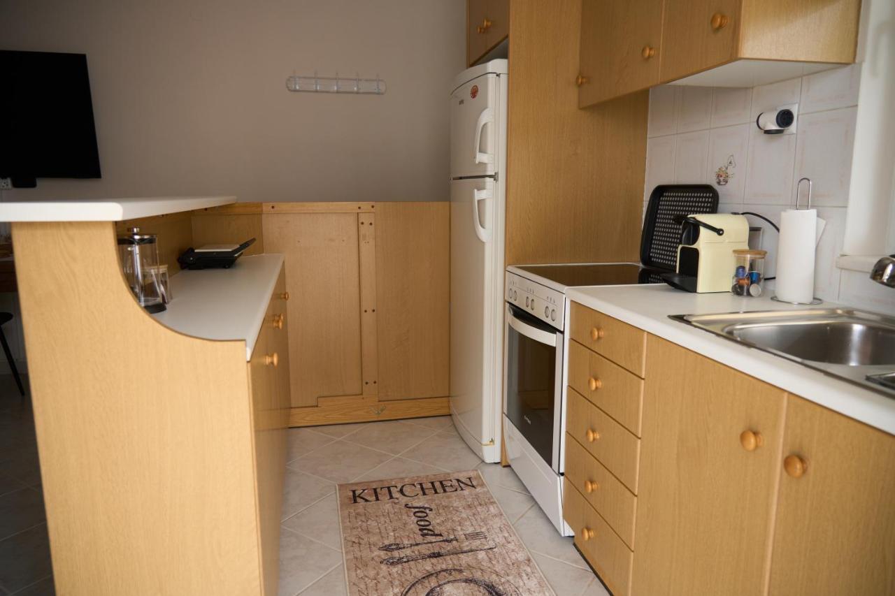 Georgia'S Comfort City Center Apartment 트리폴리스 외부 사진